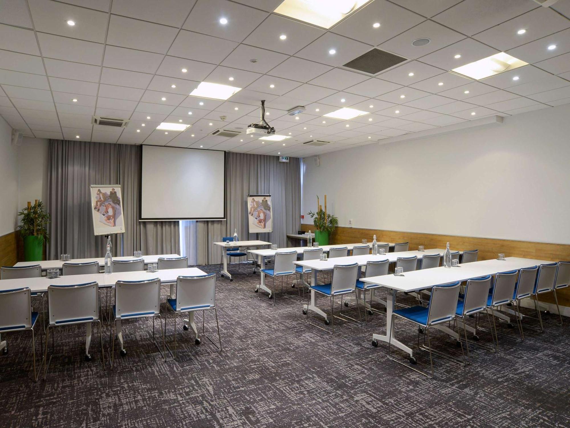 Novotel Toulouse Purpan Aeroport Ngoại thất bức ảnh